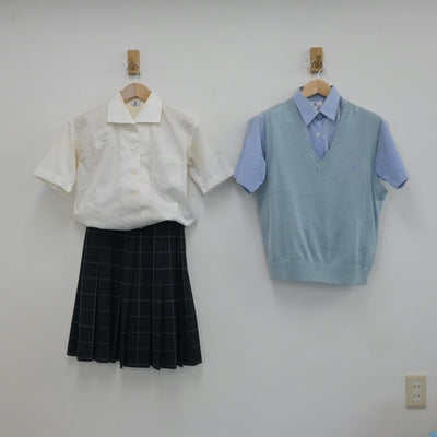 【中古】神奈川県 横浜女学院中学高等学校 女子制服 5点（シャツ・ニットベスト・スカート）sf013262