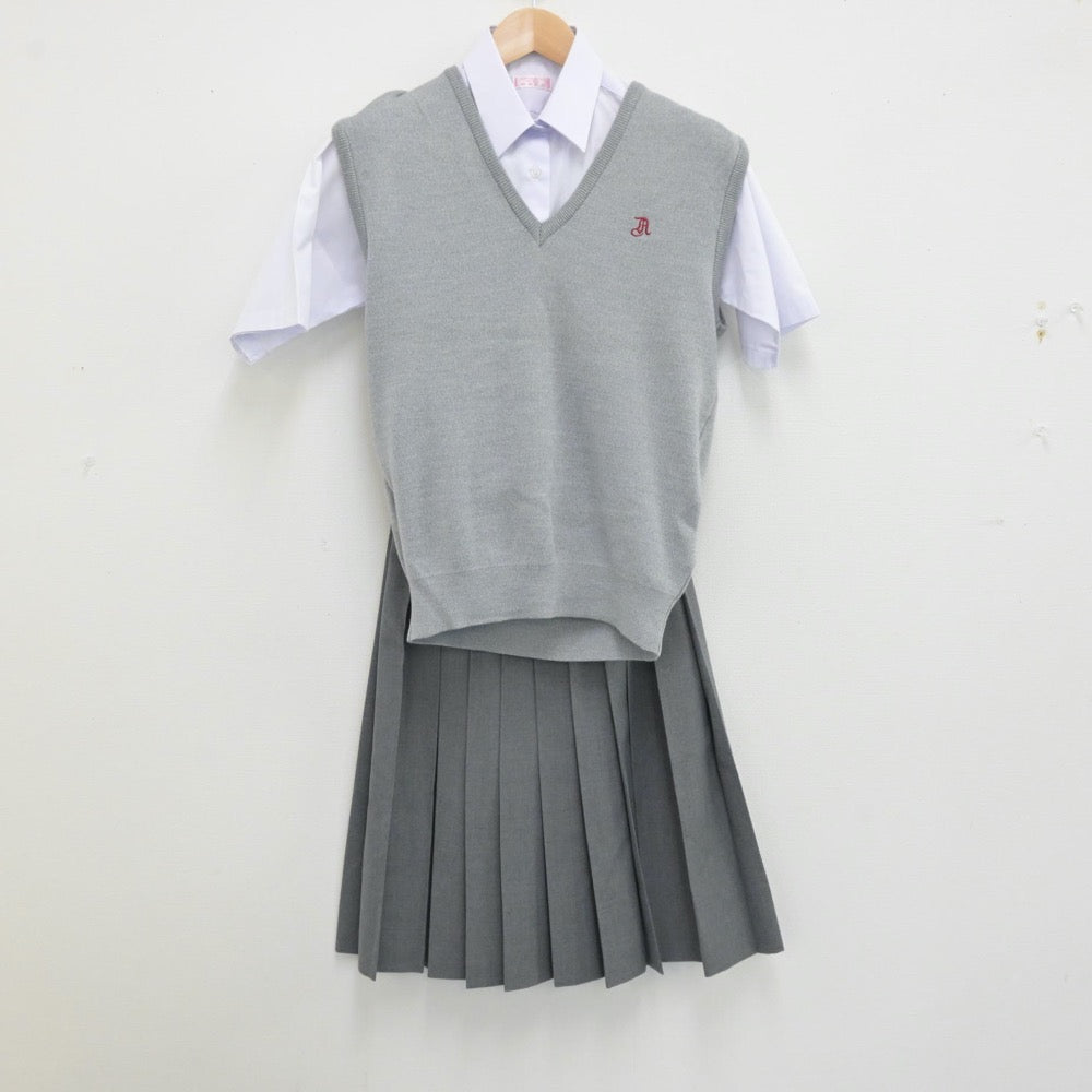 【中古】埼玉県 青木中学校 女子制服 3点（シャツ・ニットベスト・スカート）sf013267