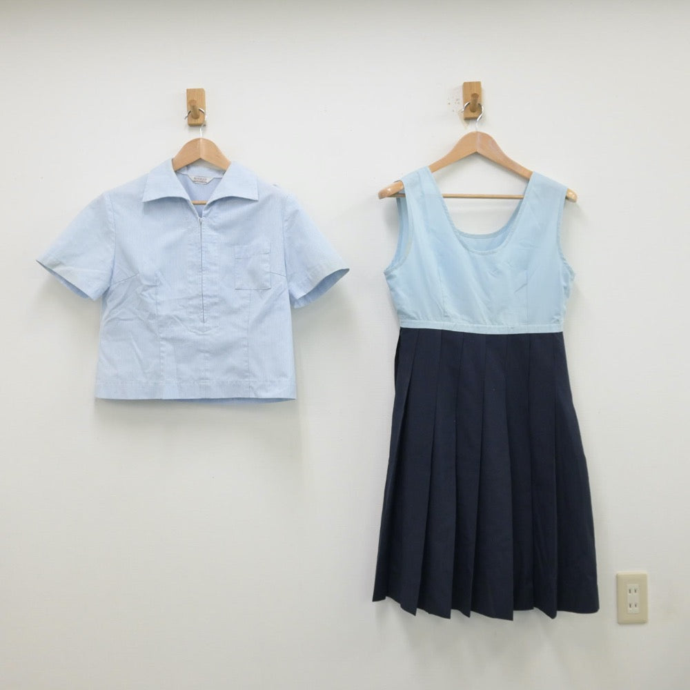 【中古】熊本県 必由館高等学校 女子制服 3点（シャツ・ニットベスト・ジャンパースカート）sf013356