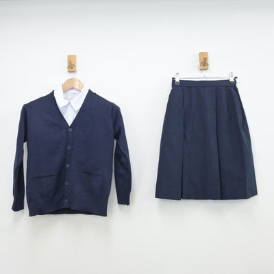 【中古】岐阜県 中津高等学校 女子制服 3点（シャツ・ニット・スカート）sf013431