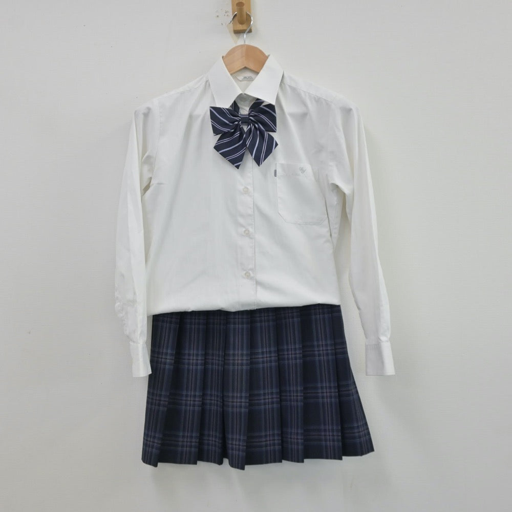 【中古】神奈川県 中央大学附属横浜高等学校 女子制服 4点（ブレザー・シャツ・スカート）sf013502