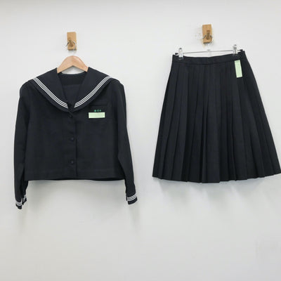 【中古】沖縄県 港川中学校 女子制服 2点（セーラー服・スカート）sf013508