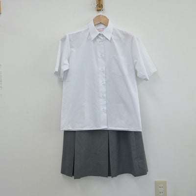 【中古】長崎県 長崎私立純心中学校 女子制服 4点（シャツ・シャツ・ベスト・スカート）sf013572