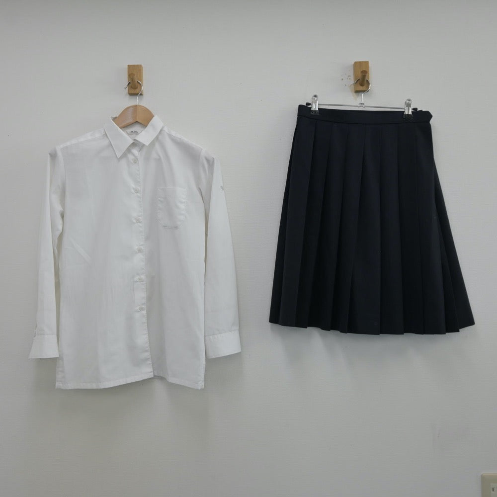 【中古】埼玉県 大宮南高等学校 女子制服 4点（ブレザー・シャツ・ニット・スカート）sf013591