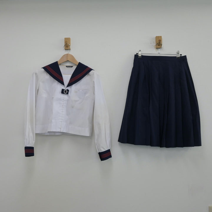 中古制服】埼玉県 大谷中学校 女子制服 3点（セーラー服・スカート