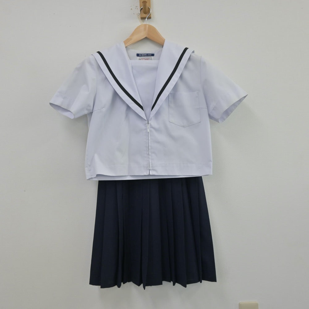 【中古】愛知県 黄金中学校 女子制服 2点（セーラー服・スカート）sf013627