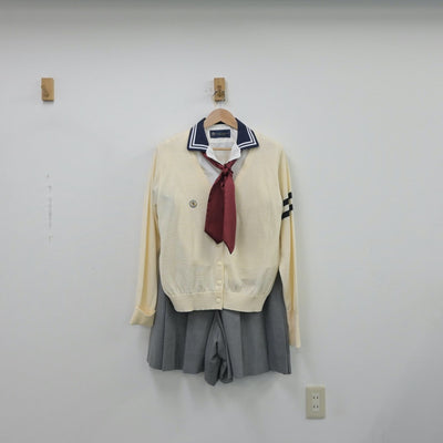 【中古】三重県 桜丘中学校・高等学校 (元日生学園) 女子制服 5点（セーラー服・ニット・スカート）sf013678