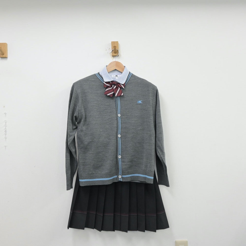 【中古】大阪府 近畿大学泉州高等学校 女子制服 6点（ブレザー・シャツ・ニット・スカート）sf013685