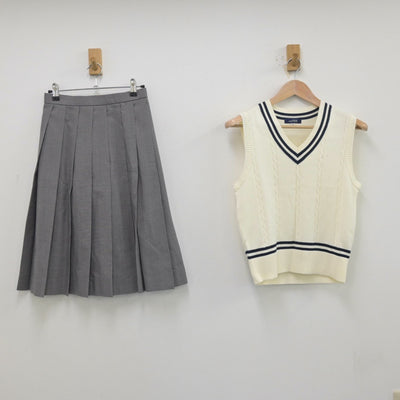 【中古】広島県 広島県立呉三津田高等学校 女子制服 2点（ニットベスト・スカート）sf013698