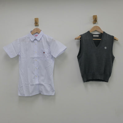 【中古】東京都 江戸川女子中学校 女子制服 2点（シャツ・ニットベスト）sf013790