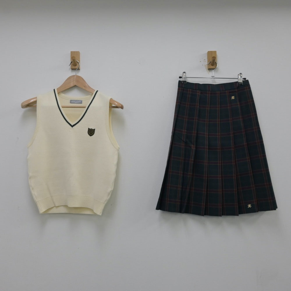 【中古】大阪府 日根野高等学校 女子制服 3点（ニットベスト・スカート）sf013929