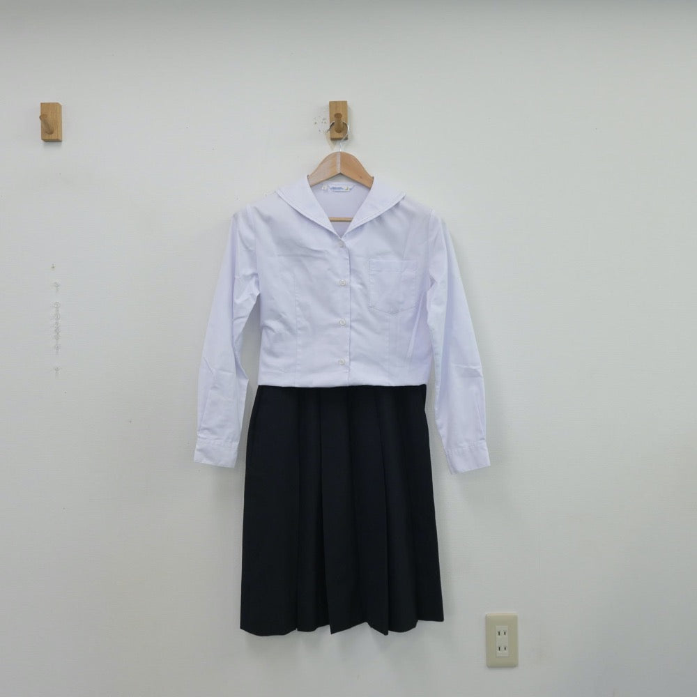 【中古】兵庫県 関西学院中学部 女子制服 2点（シャツ・スカート）sf013945