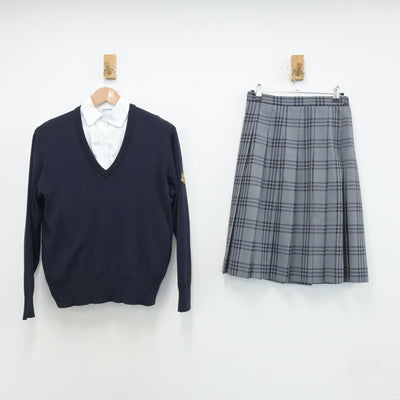 【中古】茨城県 聖徳大学附属取手聖徳女子高等学校 女子制服 3点（シャツ・ニット・スカート）sf014058