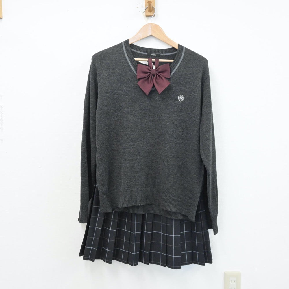 【中古】埼玉県 埼玉栄高等学校 女子制服 3点（ニット・スカート）sf014061