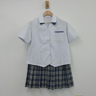 【中古】青森県 黒石高等学校 女子制服 3点（シャツ・シャツ・スカート）sf014125