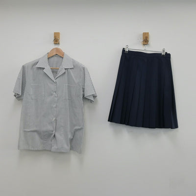 【中古】山形県 山形県立鶴岡南高等学校 女子制服 2点（シャツ・スカート）sf014197