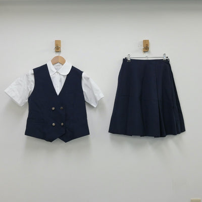 【中古】埼玉県 埼玉県白岡市立白岡中学校 女子制服 3点（シャツ・ベスト・スカート）sf014211