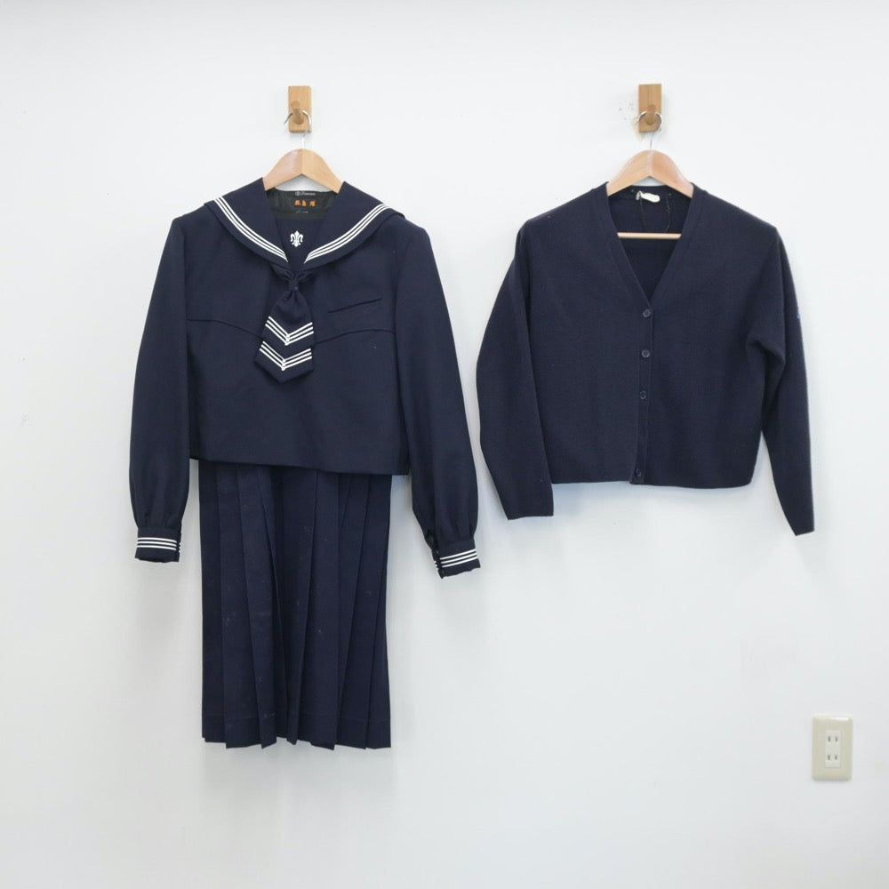 【中古】宮城県 仙台白百合学園中学校 女子制服 4点（セーラー服・スカート・ニット）sf014262