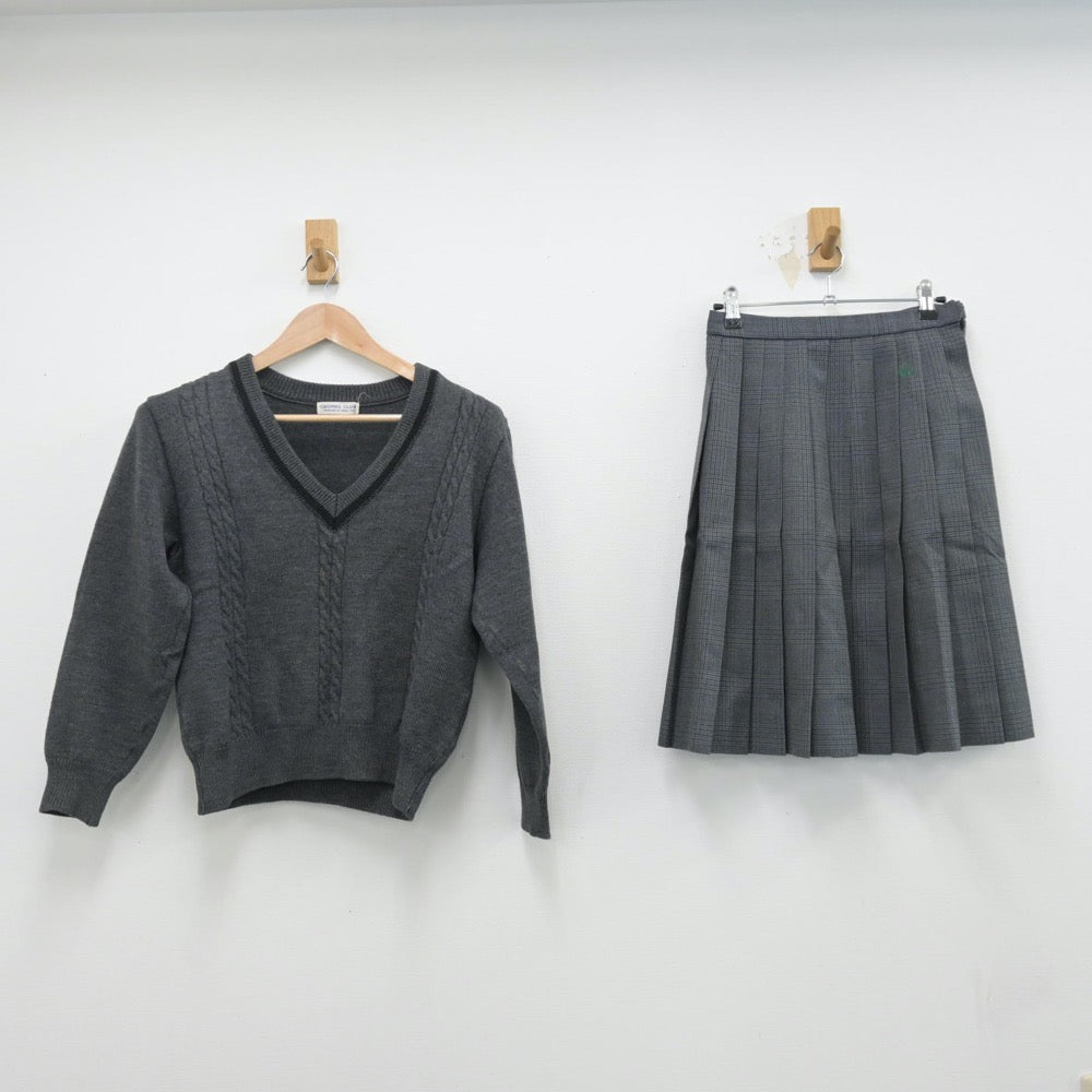 【中古】群馬県 前橋育英高等学校 女子制服 3点（ブレザー・ニット・スカート）sf014380