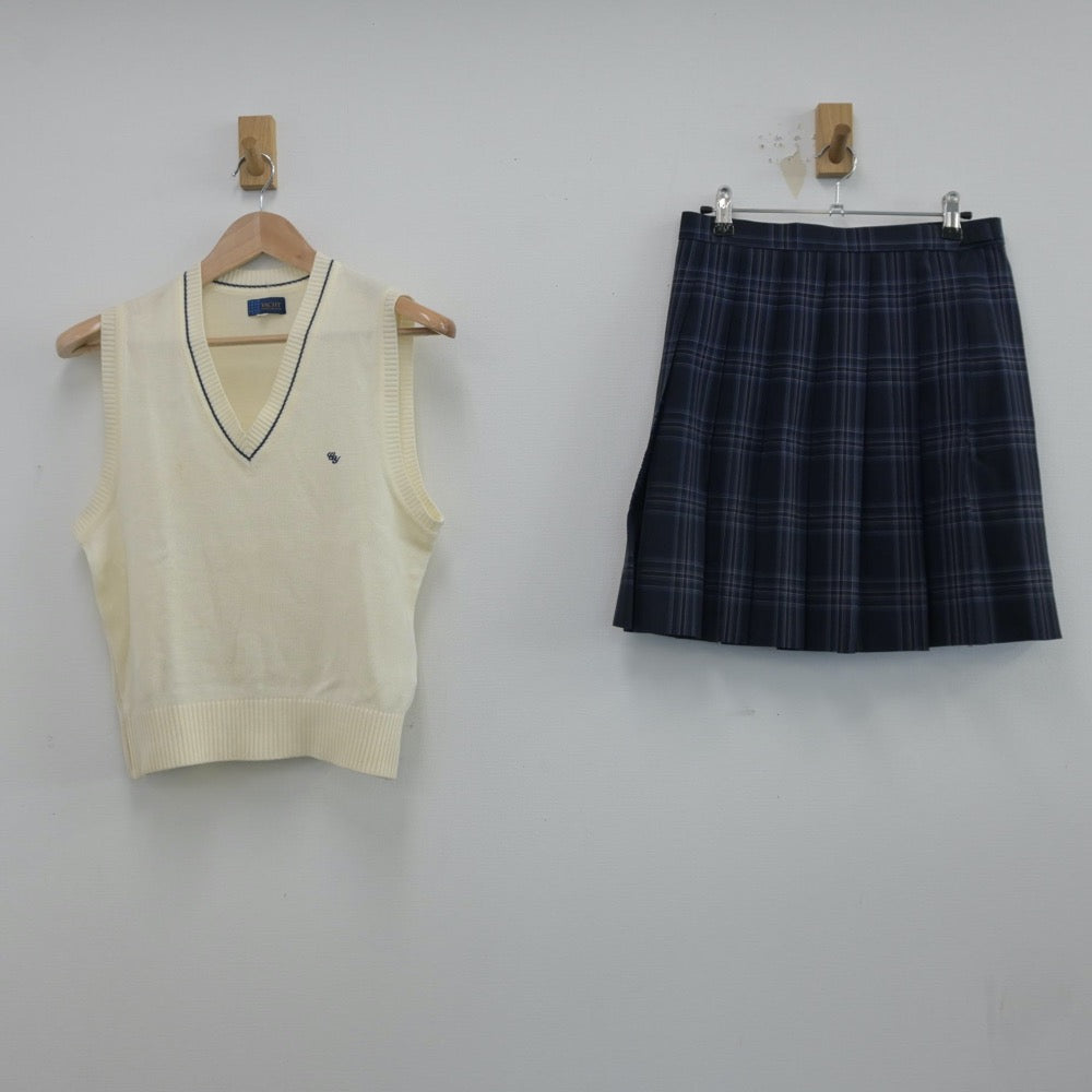 【中古】神奈川県 中央大学附属横浜高等学校 女子制服 3点（ニットベスト・スカート）sf014515