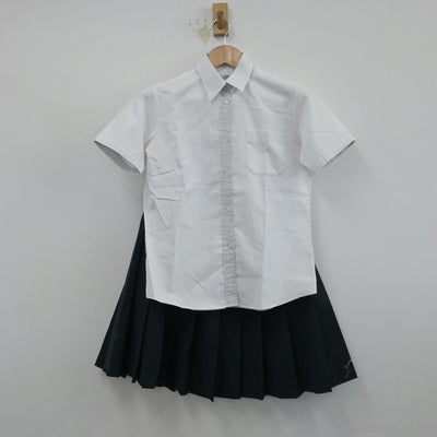 【中古】福岡県 福岡大学附属大濠高等学校 女子制服 3点（シャツ・ニットベスト・スカート）sf014585