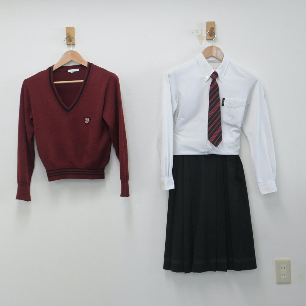 【中古】福岡県 九州国際大学附属高等学校 女子制服 6点（ブレザー・ニット・シャツ・スカート）sf014675