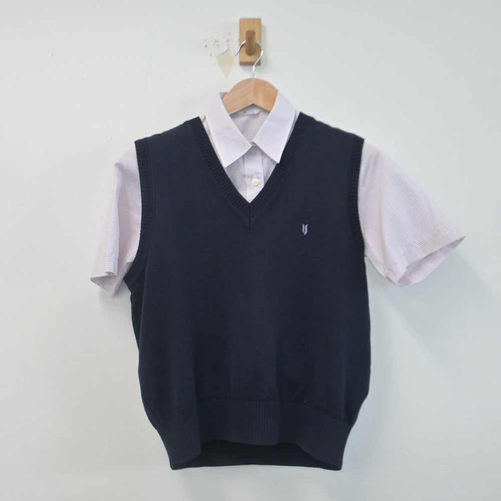 【中古】神奈川県 横浜清風高等学校 女子制服 2点（シャツ・ニットベスト）sf014757