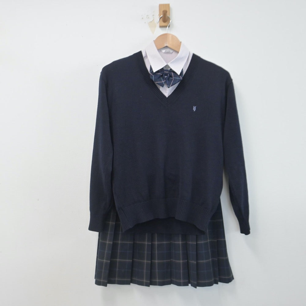 【中古】神奈川県 横浜清風高等学校 女子制服 4点（シャツ・ニット・スカート）sf014758