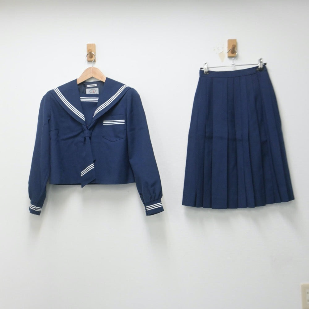 【中古】静岡県 与進中学校 女子制服 3点（セーラー服・スカート）sf014802