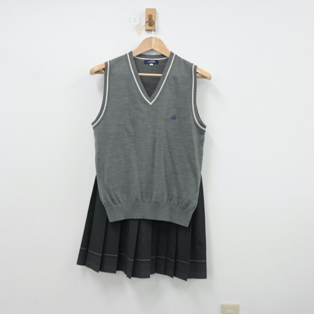 【中古】山口県 山口県立城北高等学校 女子制服 3点（ニットベスト・スカート）sf014870