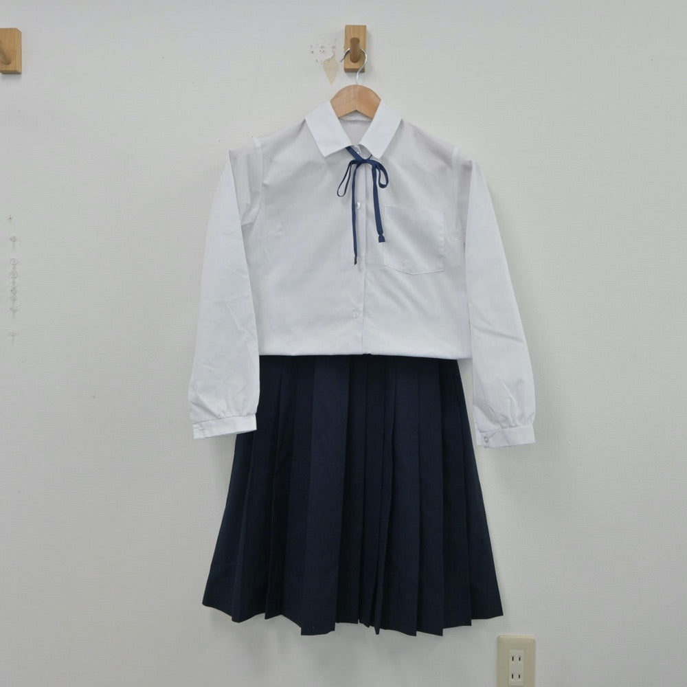 【中古】埼玉県 川口市立元郷中学校 女子制服 4点（セーラー服・シャツ・スカート）sf014871