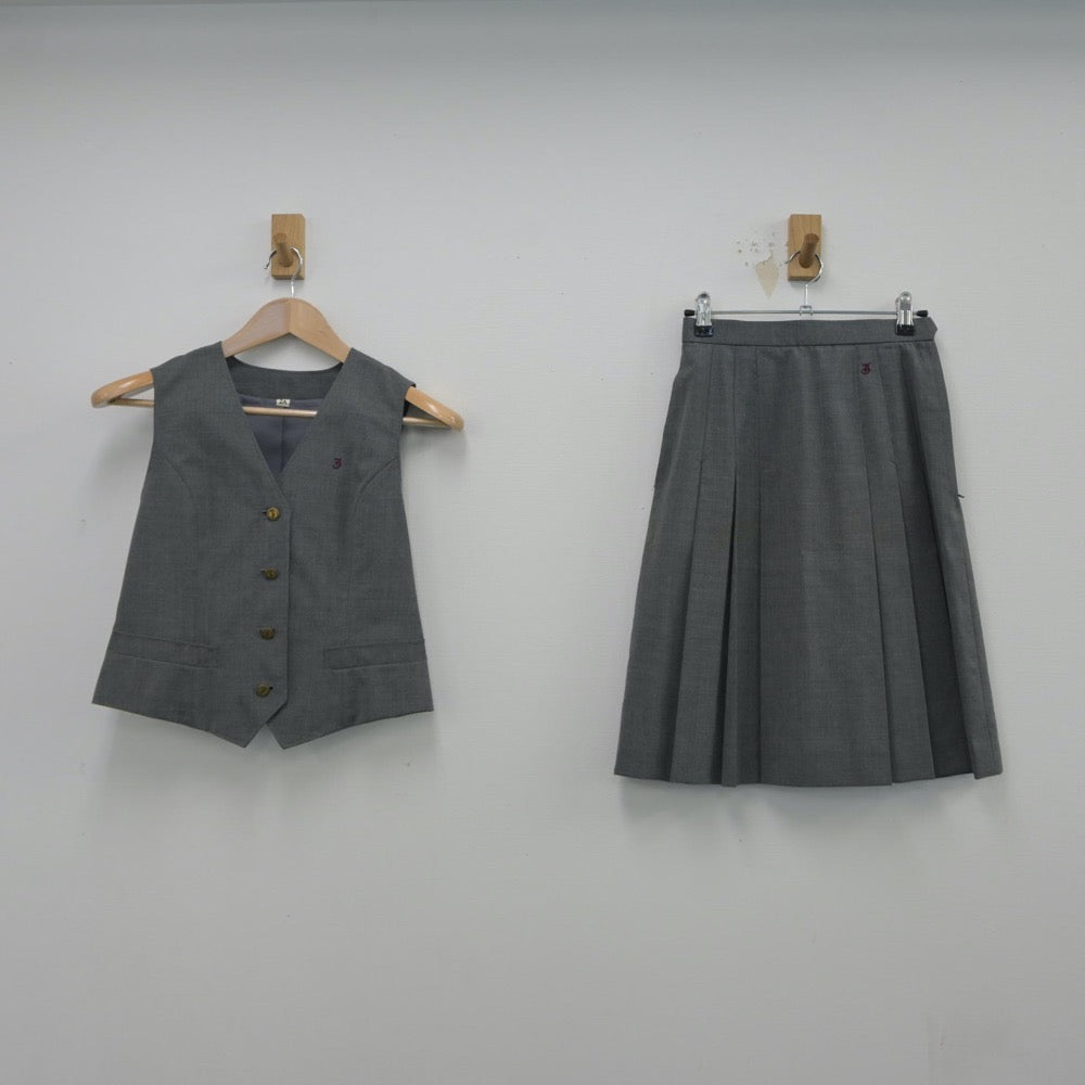 【中古】茨城県 常総学院高等学校 女子制服 2点（ベスト・スカート）sf014876