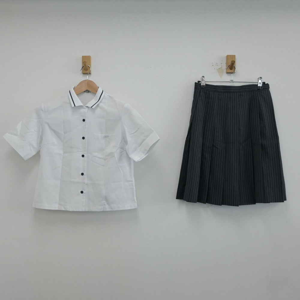 【中古】岡山県 岡山県立倉敷中央高等学校 女子制服 4点（シャツ・スカート）sf014939