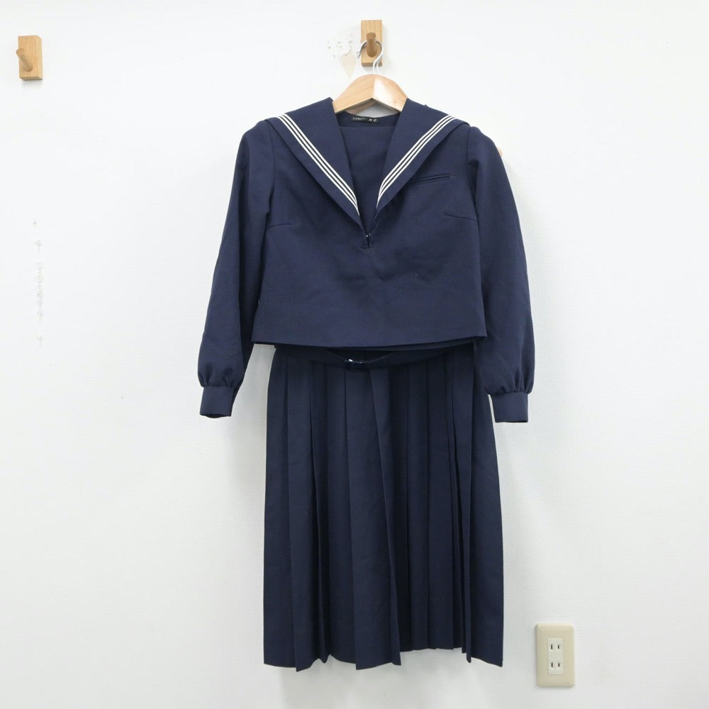 【中古】福岡県 和白中学校 女子制服 2点（セーラー服・ジャンパースカート）sf014980