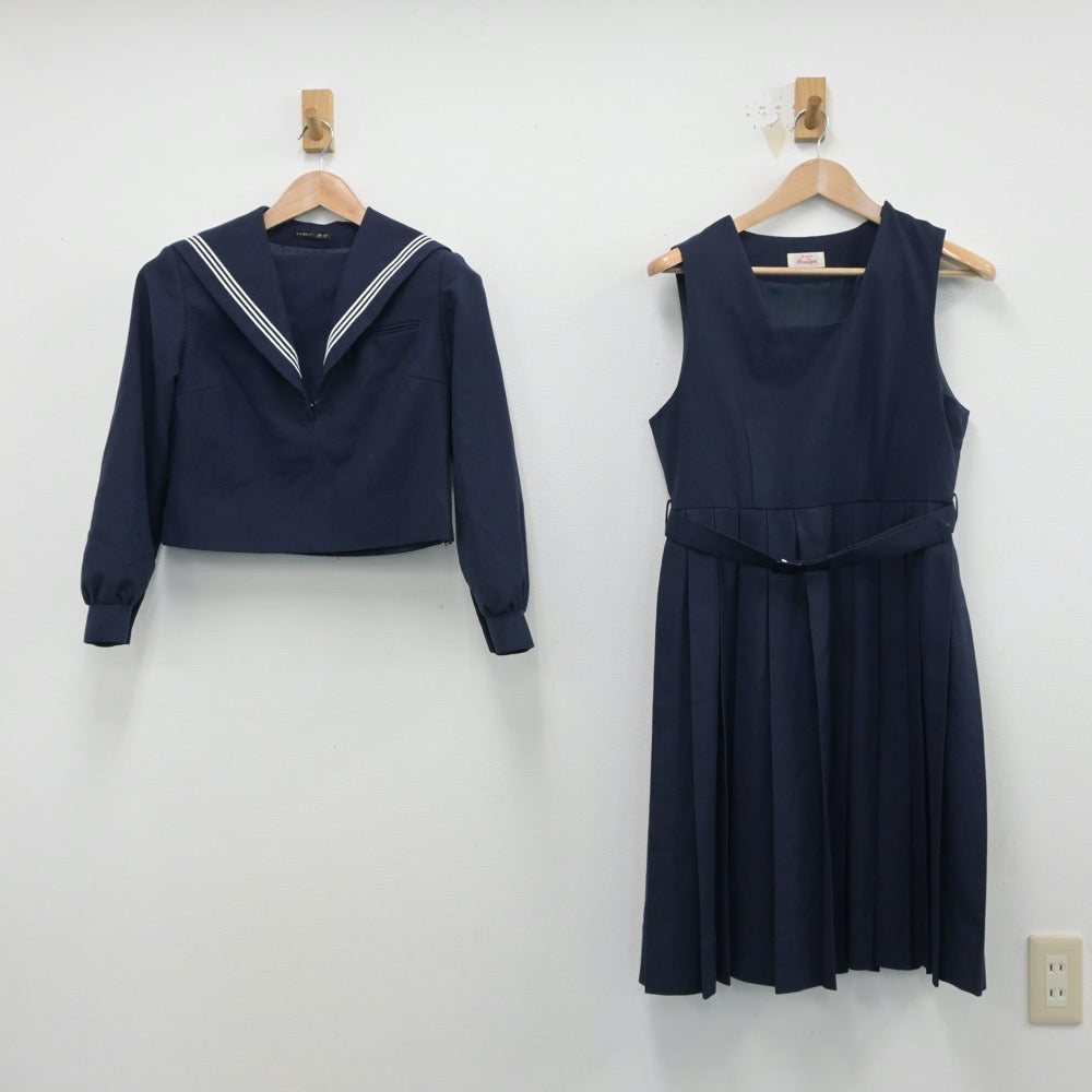 【中古】福岡県 和白中学校 女子制服 2点（セーラー服・ジャンパースカート）sf014980