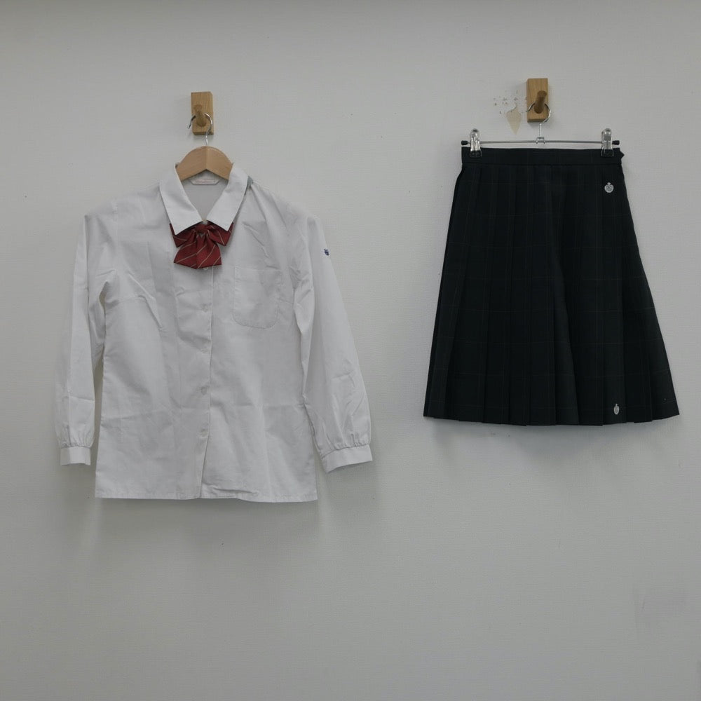 【中古】埼玉県 羽生実業高等学校 女子制服 3点（シャツ・スカート）sf014993