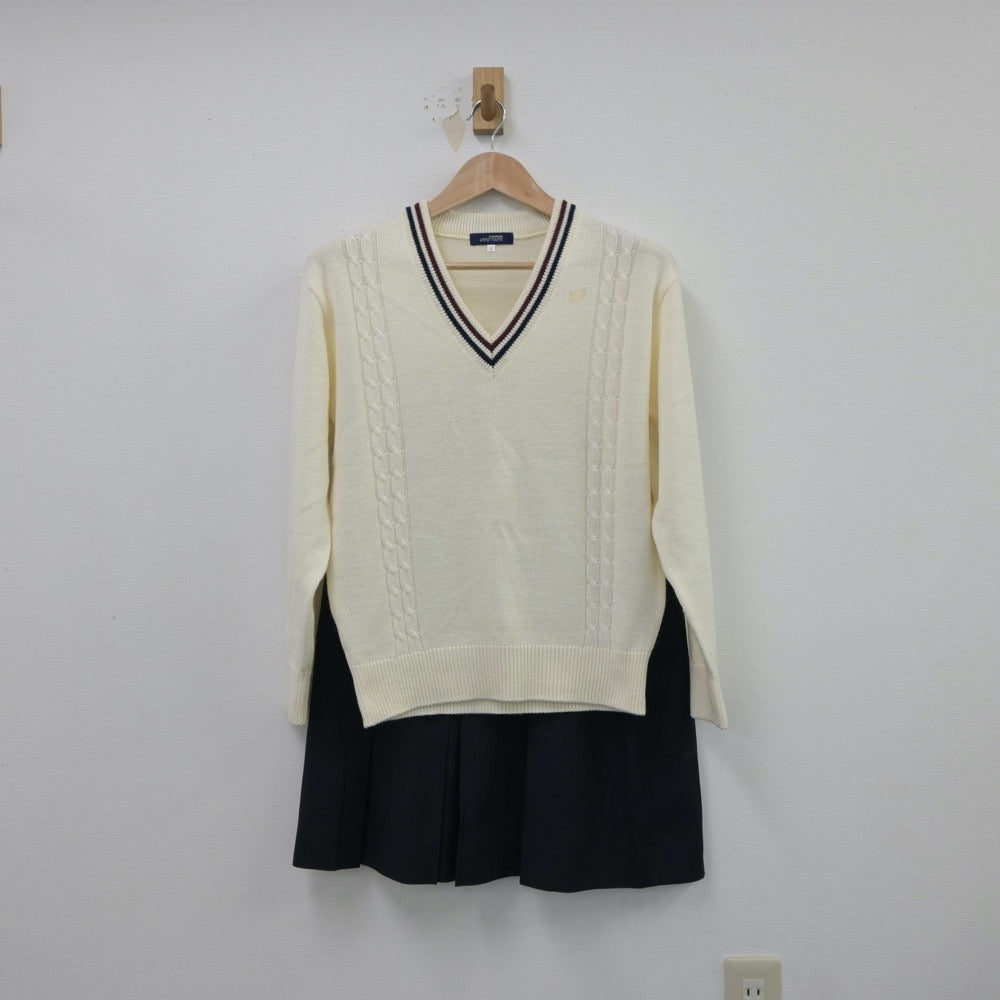 【中古】埼玉県 大宮商業高等学校 女子制服 2点（ニット・スカート）sf015008