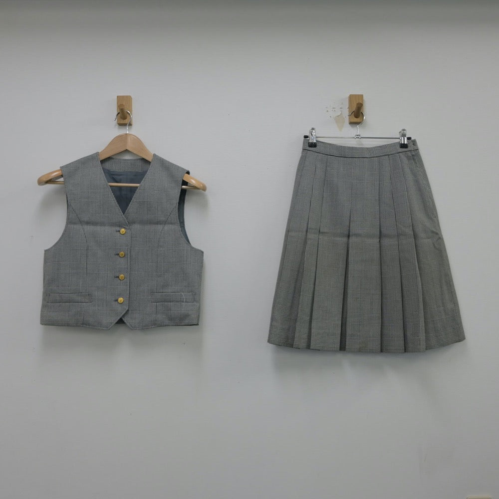 【中古】東京都 八雲学園高等学校/過去モデル 女子制服 2点（ベスト・スカート）sf015056