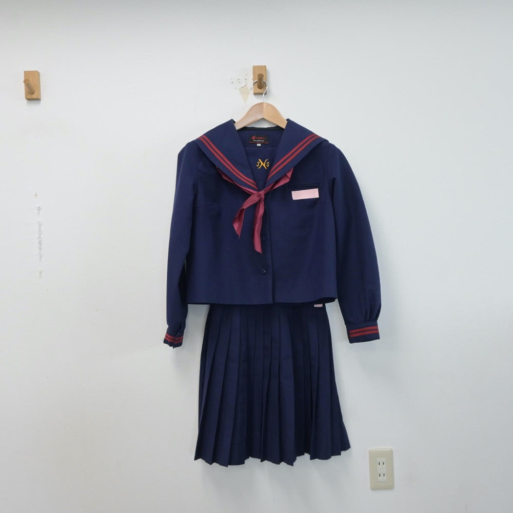 【中古】沖縄県 仲西中学校 女子制服 3点（セーラー服・スカート）sf015111