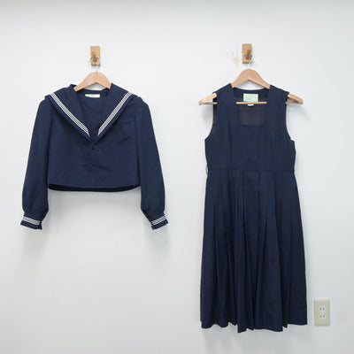 【中古】福岡県 春吉中学校 女子制服 2点（セーラー服・ジャンパースカート）sf015130