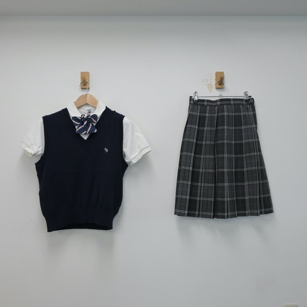 【中古】東京都 立川国際中等教育学校 女子制服 4点（シャツ・ニットベスト・スカート）sf015154