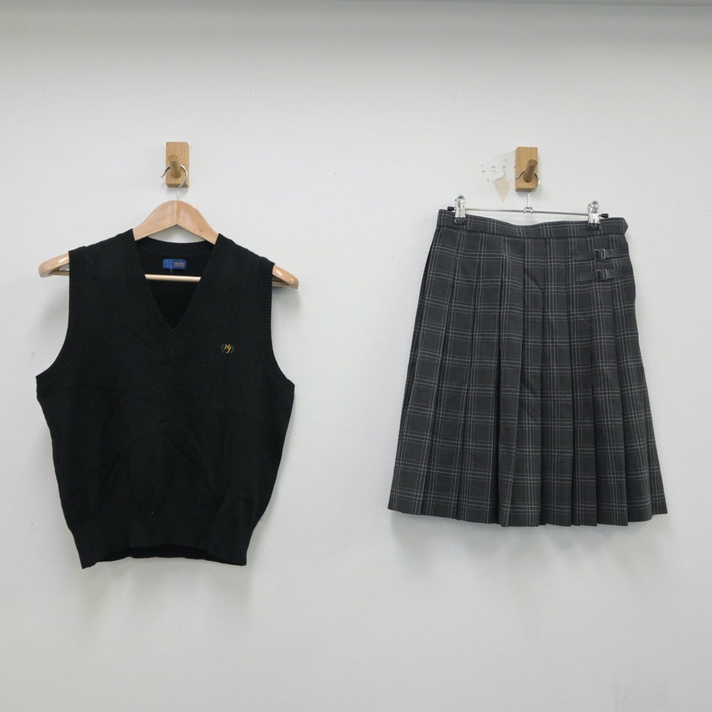 【中古】東京都 広尾学園高等学校 女子制服 2点（ニットベスト・スカート）sf015171