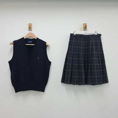 【中古】神奈川県 横浜清風高等学校 女子制服 2点（ニットベスト・スカート）sf015179