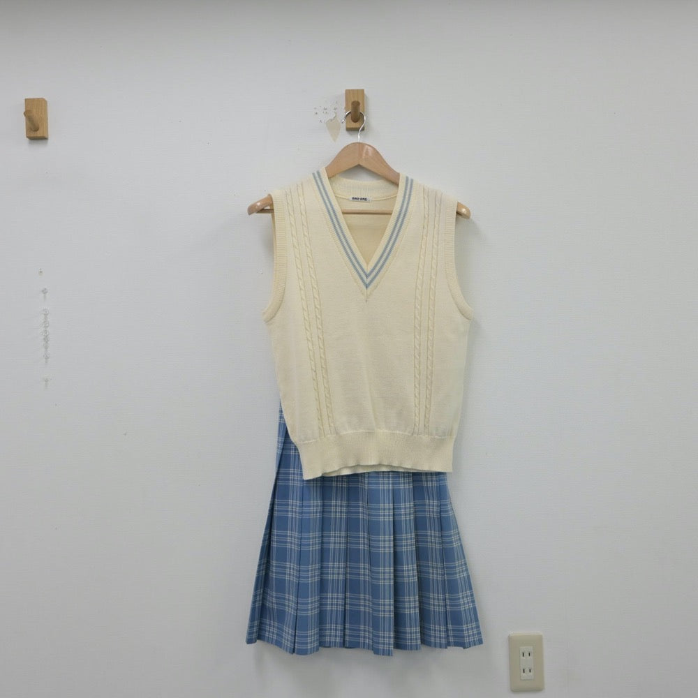 【中古】北海道 北海道札幌東商業高等学校 女子制服 3点（ニットベスト・スカート）sf015189