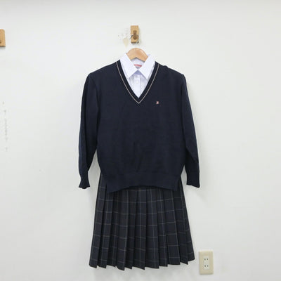 【中古】茨城県 並木中等教育学校 女子制服 3点（シャツ・ニット・スカート）sf015199