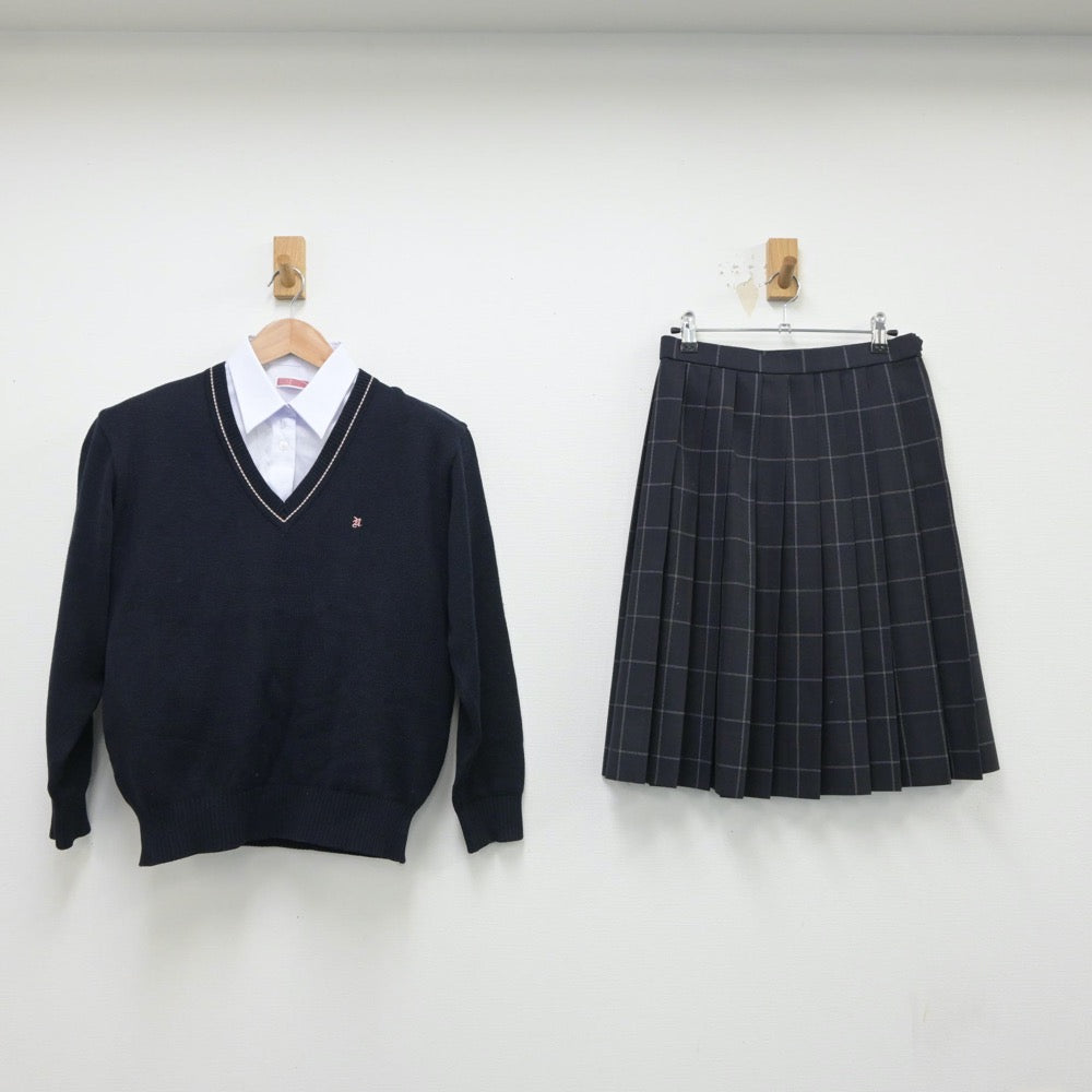 【中古】茨城県 並木中等教育学校 女子制服 3点（シャツ・ニット・スカート）sf015199