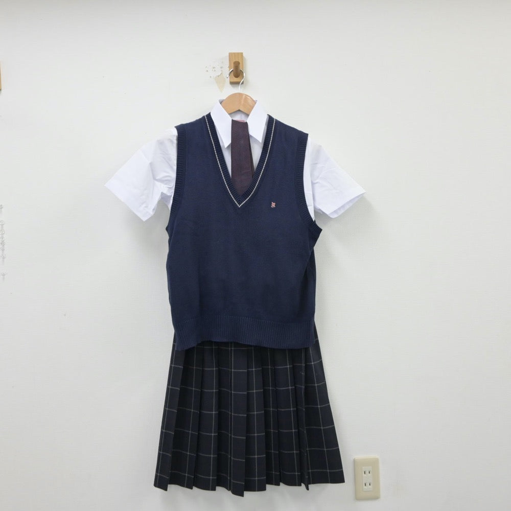 【中古】茨城県 並木中等教育学校 女子制服 4点（シャツ・ニットベスト・スカート）sf015201