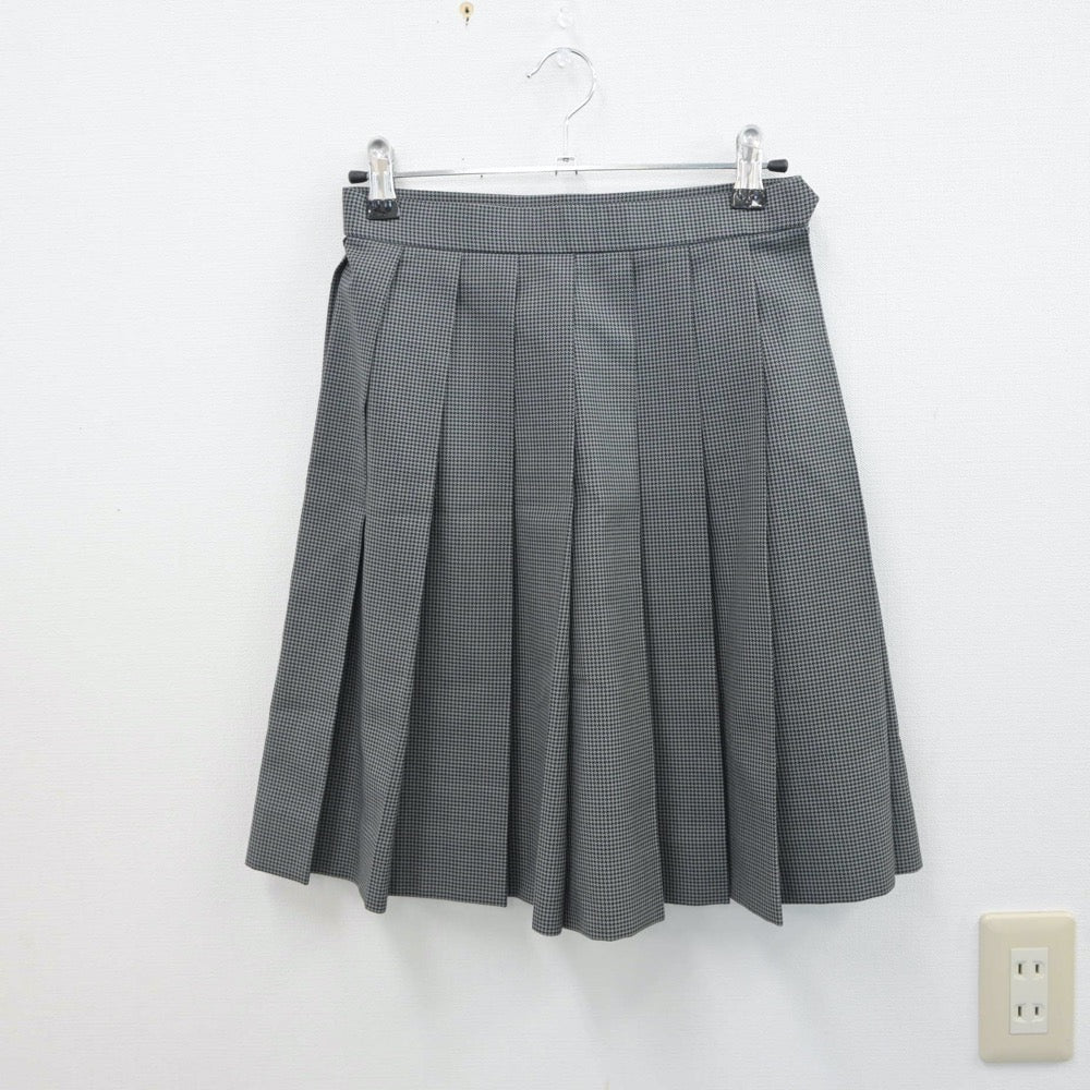 【中古】東京都 専修大学附属高等学校 女子制服 2点（ニット・スカート）sf015266