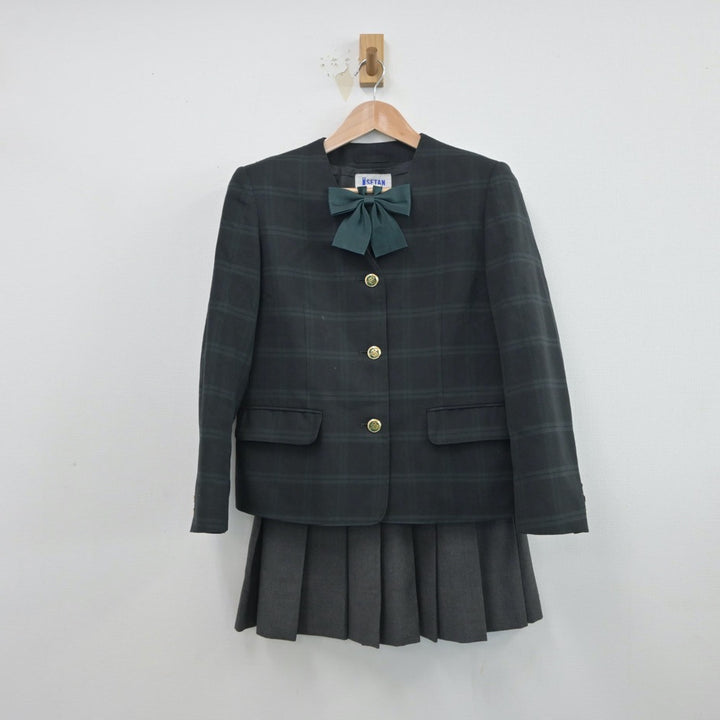専修大学附属高校 女子Pコート 制服紹介 | 専修大学附属高等学校