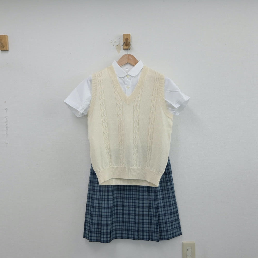 【中古】東京都 玉川聖学院高等部 女子制服 4点（シャツ・ニットベスト・スカート）sf015287